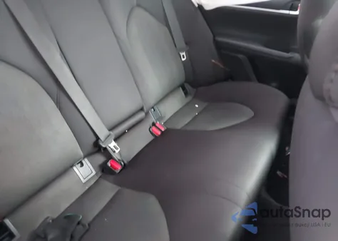 2019 Toyota Camry Le z USA, uszkodzony, nr VIN 4T1B11HK1KU807183